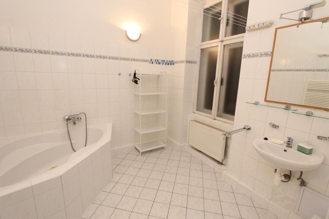 Zizka Home Apartments Prague Exterior photo